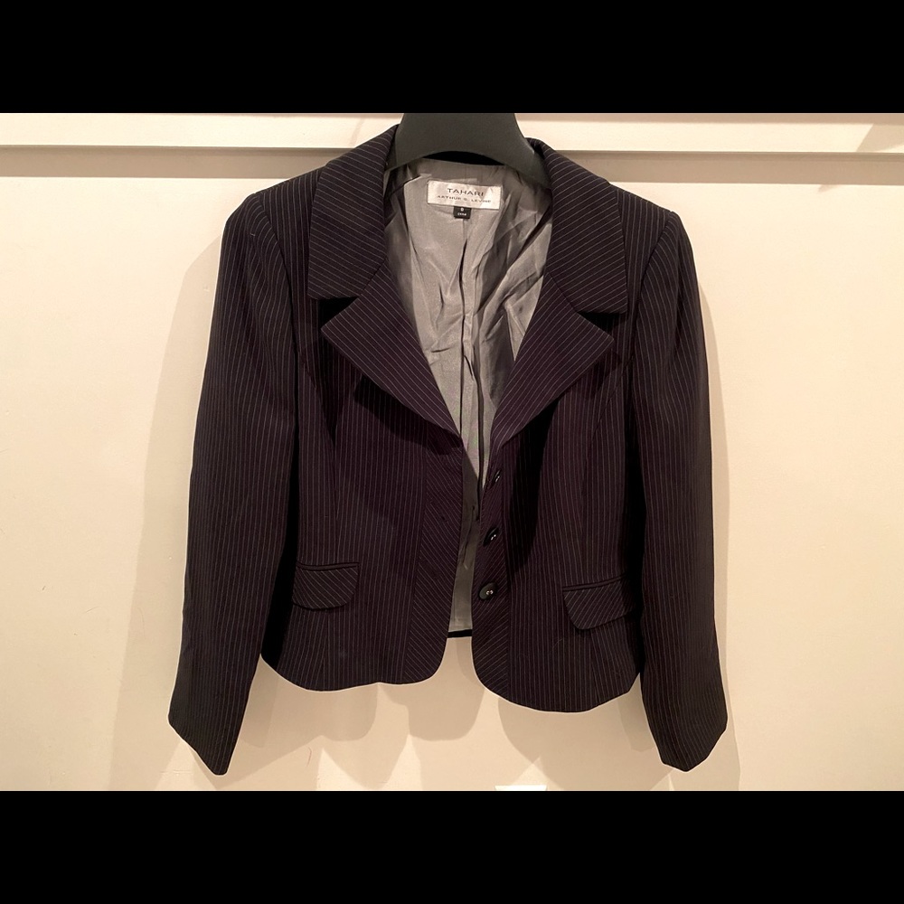 Tahari Arthur S. Levine pinstripped blazer